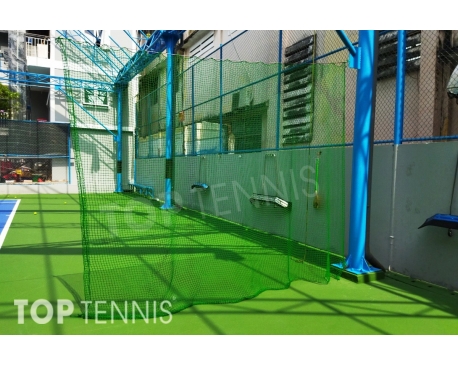 luoi chan giua 2 san tennis 1